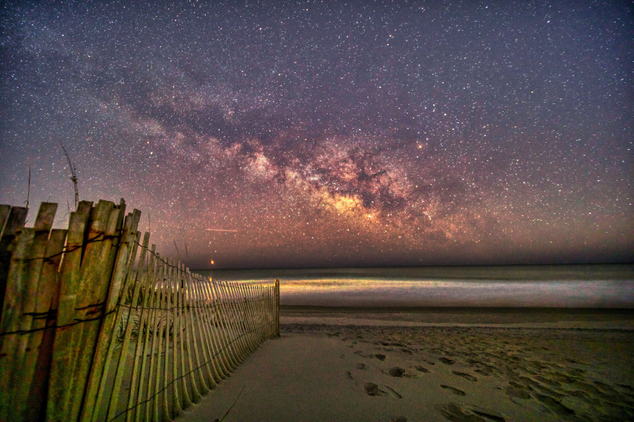 A Milky-way at the beach